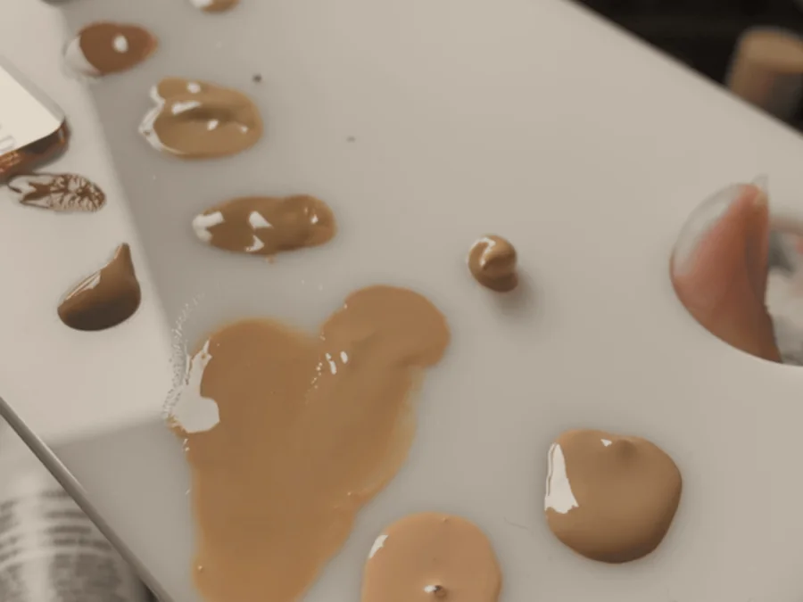 Primer plano de un maquillaje de novia: piel integrada y mirada definida. Cómo elegir maquilladora en Gran Canaria